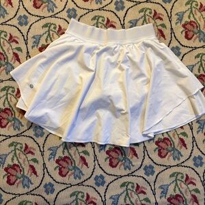 Lululemon White Women's Tennis Skirt